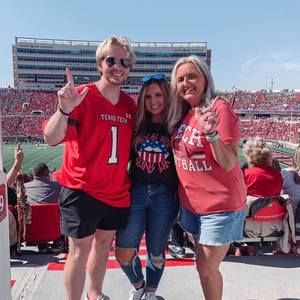 Meet your Posher, Clay